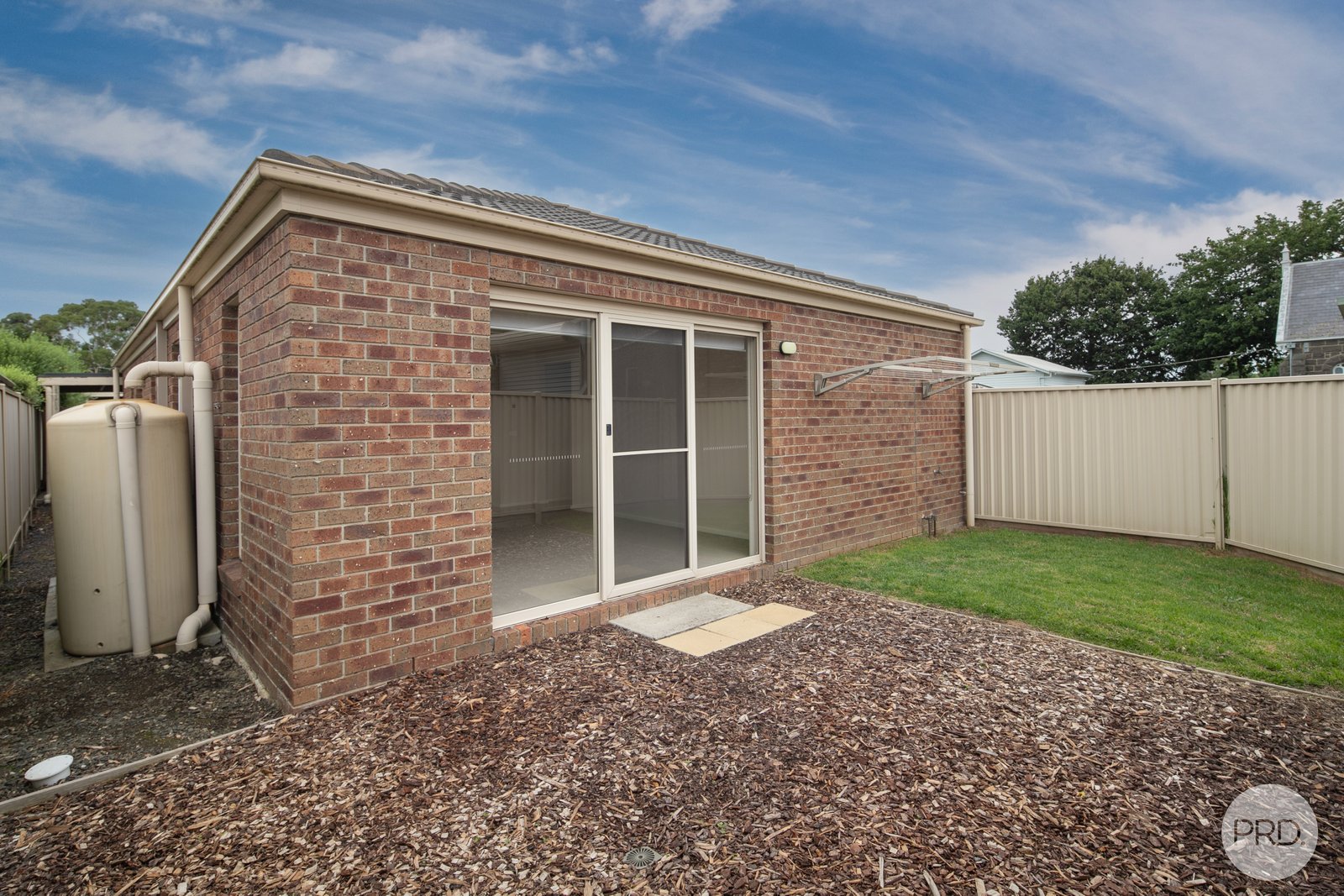 2/261 Albert Street SEBASTOPOL 9