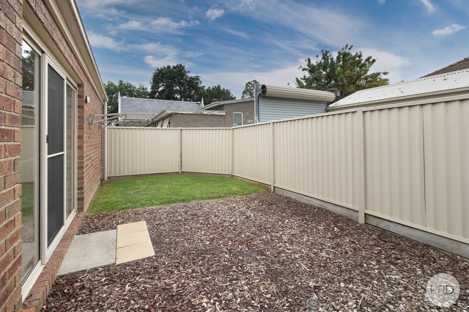2/261 Albert Street SEBASTOPOL 10