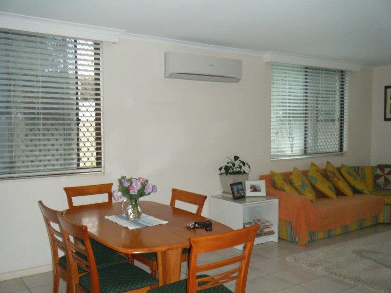 2/2619 Gold Coast Highway BROADBEACH 4