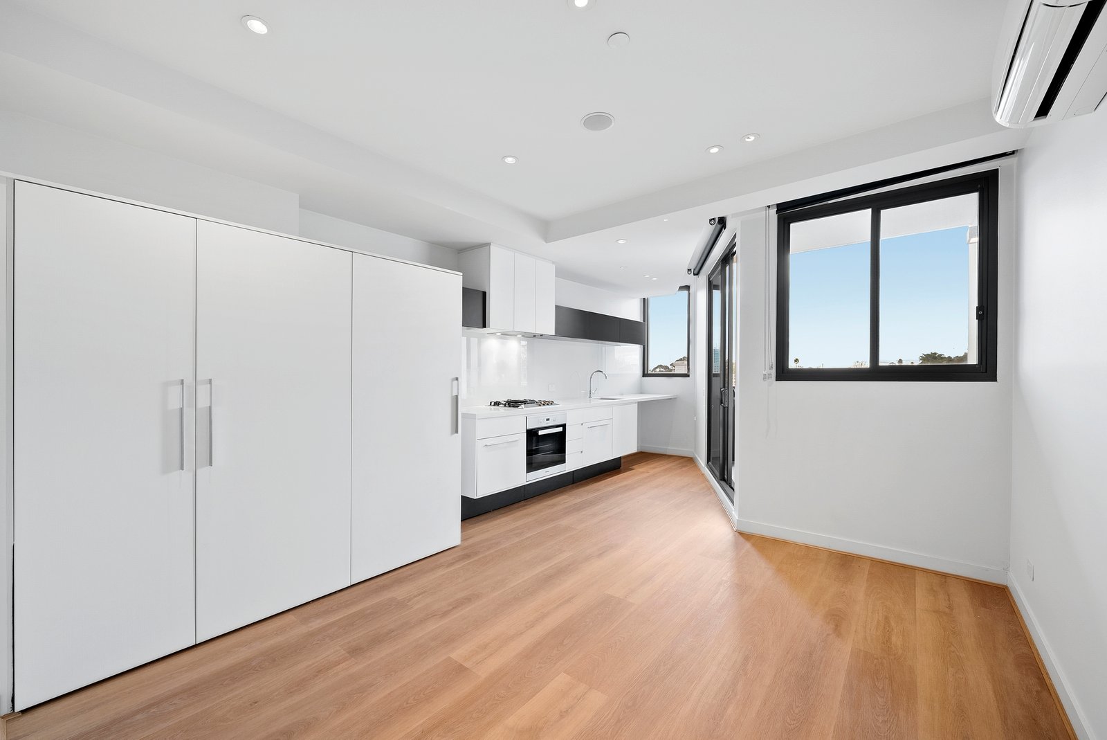 Gallery: 226/2 Hobson Street