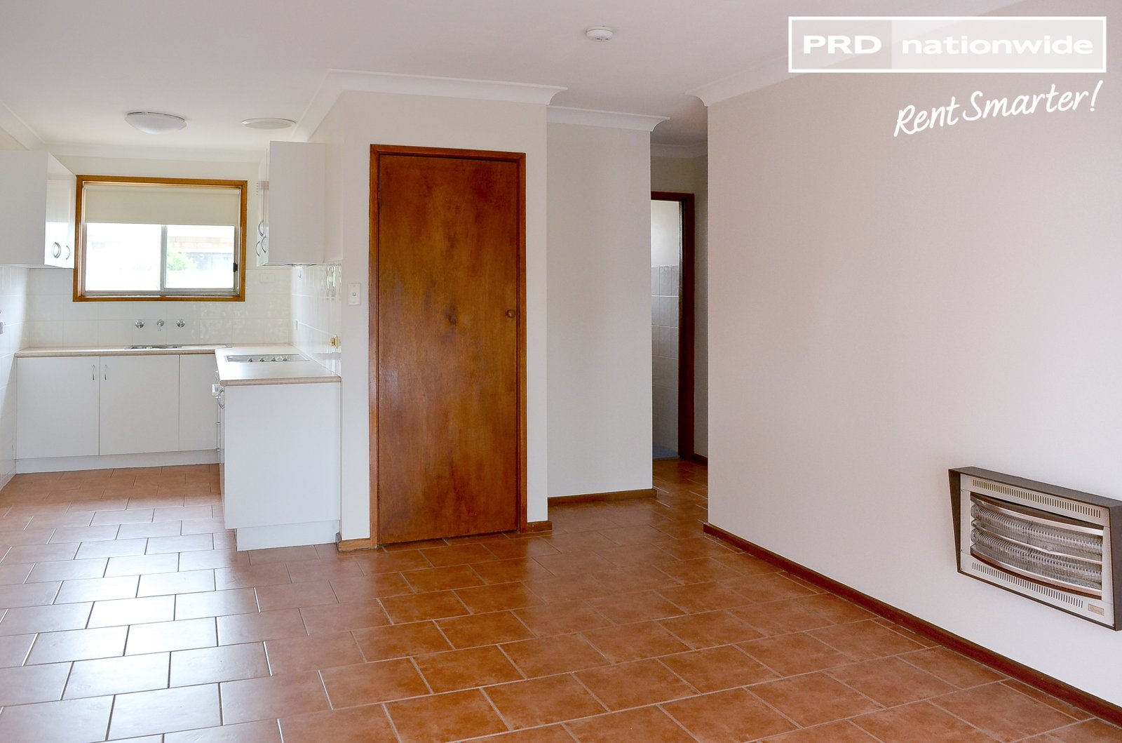 2/263 Bourke Street TOLLAND 7