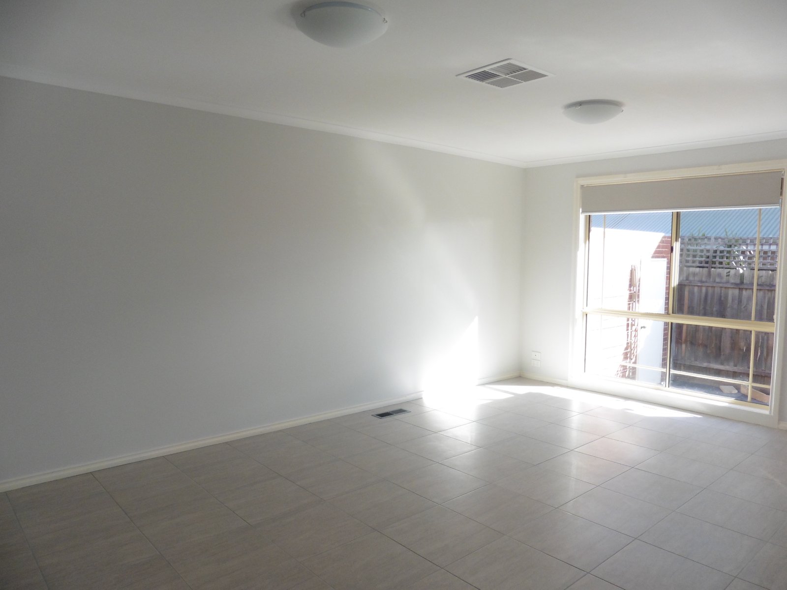 Gallery: 2/264 Balcombe Road
