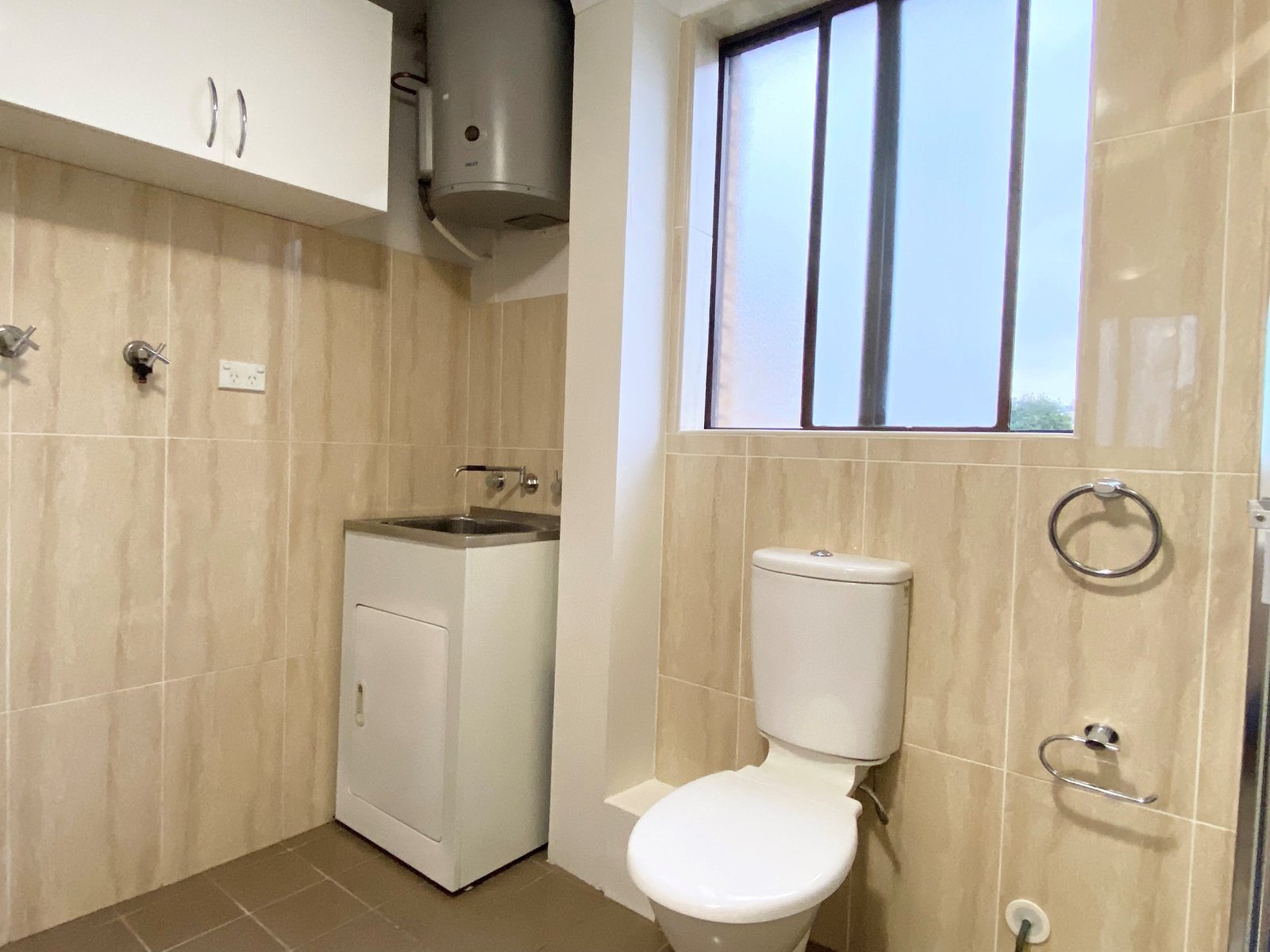 2/27-29 Dryden Street CAMPSIE 9