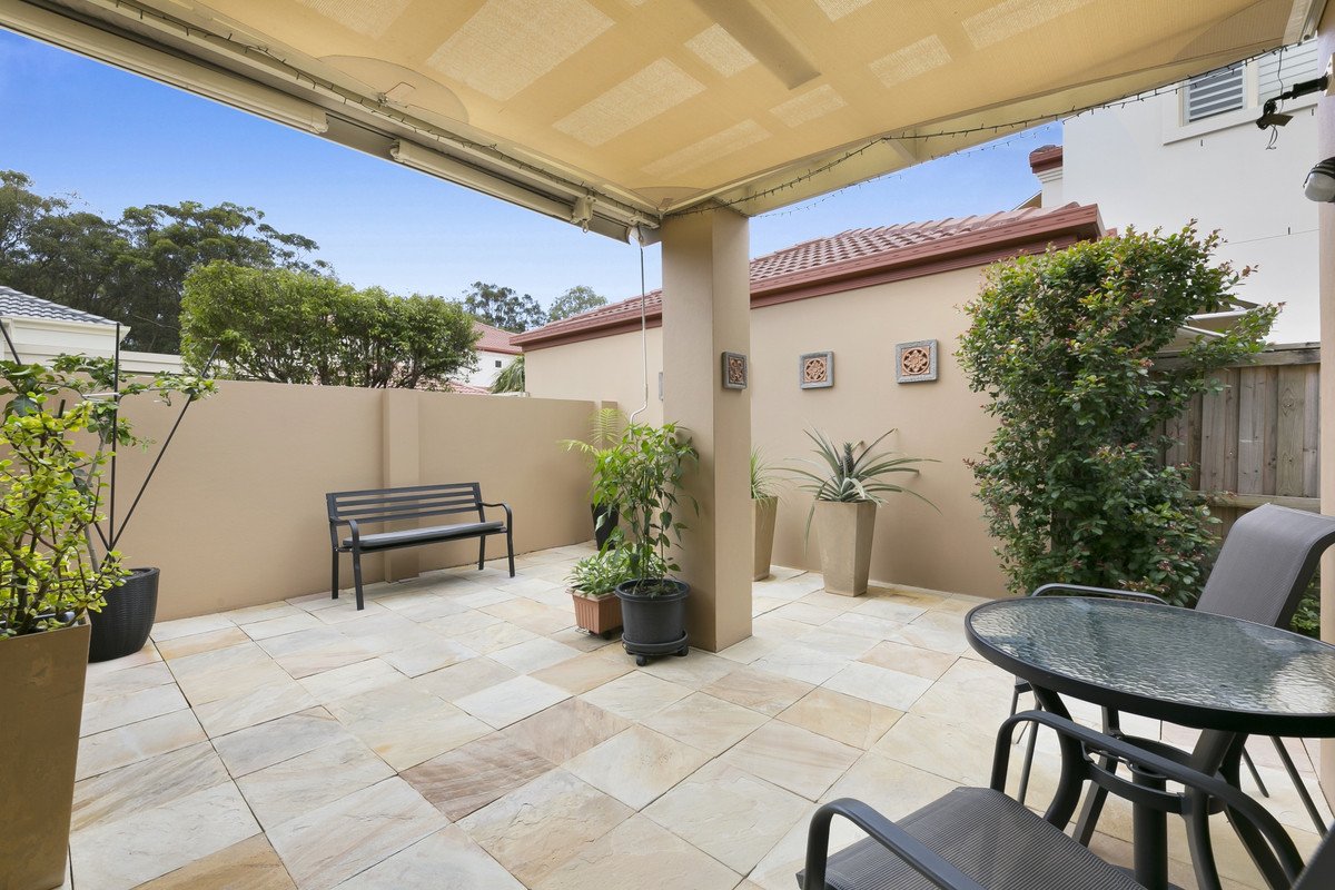 2/27-33 Beachcomber Court Burleigh Waters 7