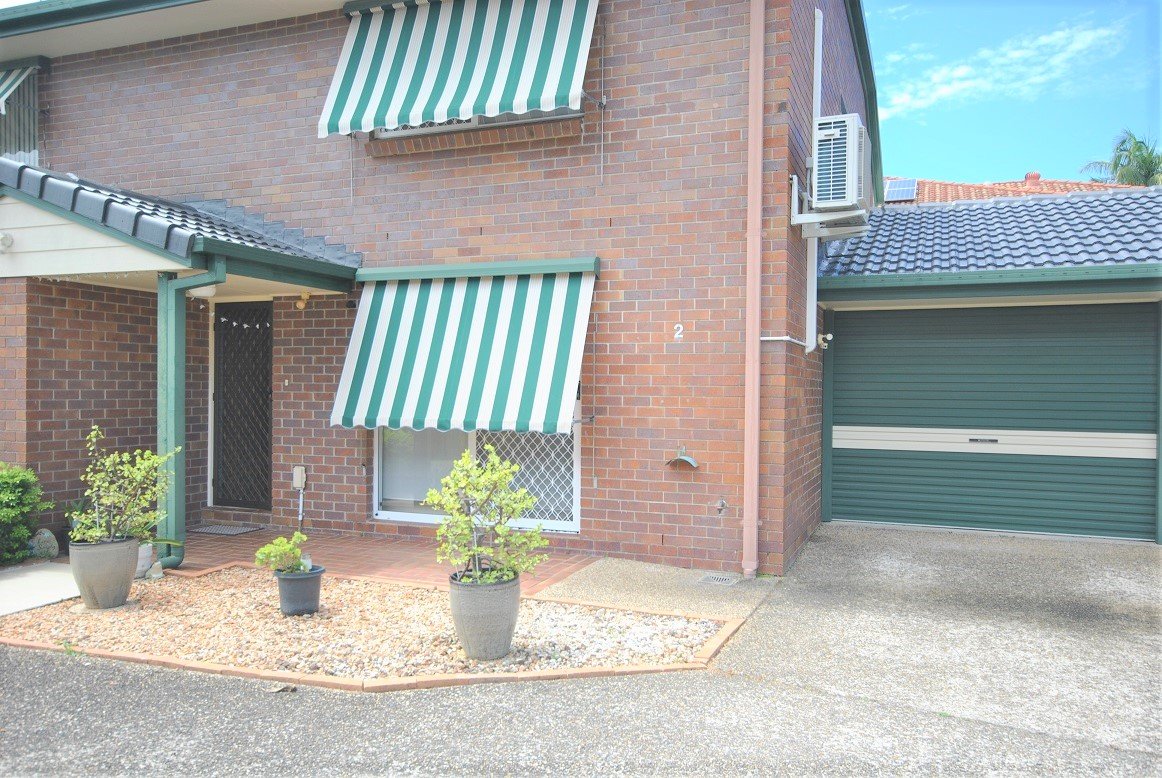 2/27 Ashbourne Terrace BIGGERA WATERS 1