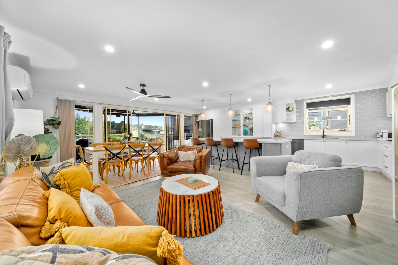 2/27 Bellevue Road REGENTVILLE 8