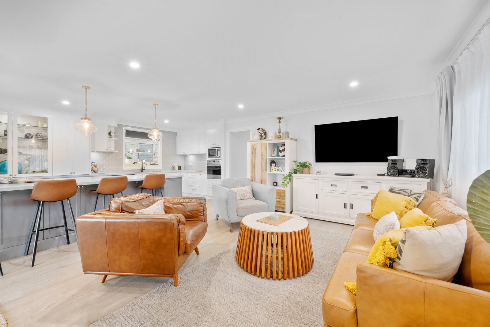 2/27 Bellevue Road REGENTVILLE 9