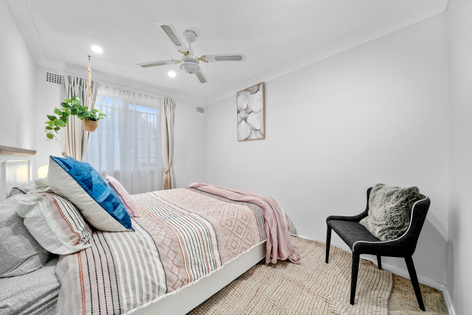 2/27 Bellevue Road REGENTVILLE 23
