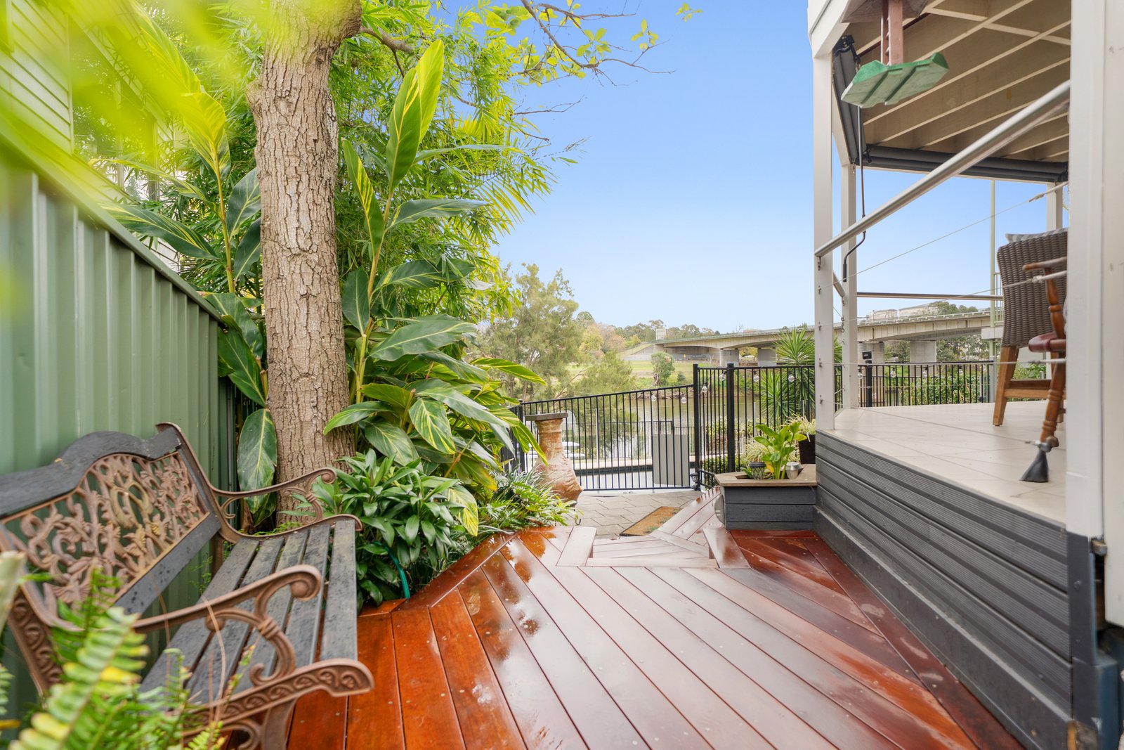 2/27 Bellevue Road REGENTVILLE 24