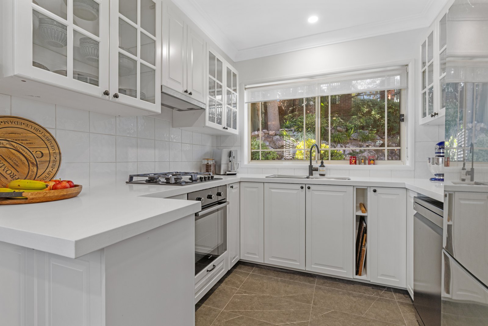 2/27 Belmore Road PEAKHURST 3