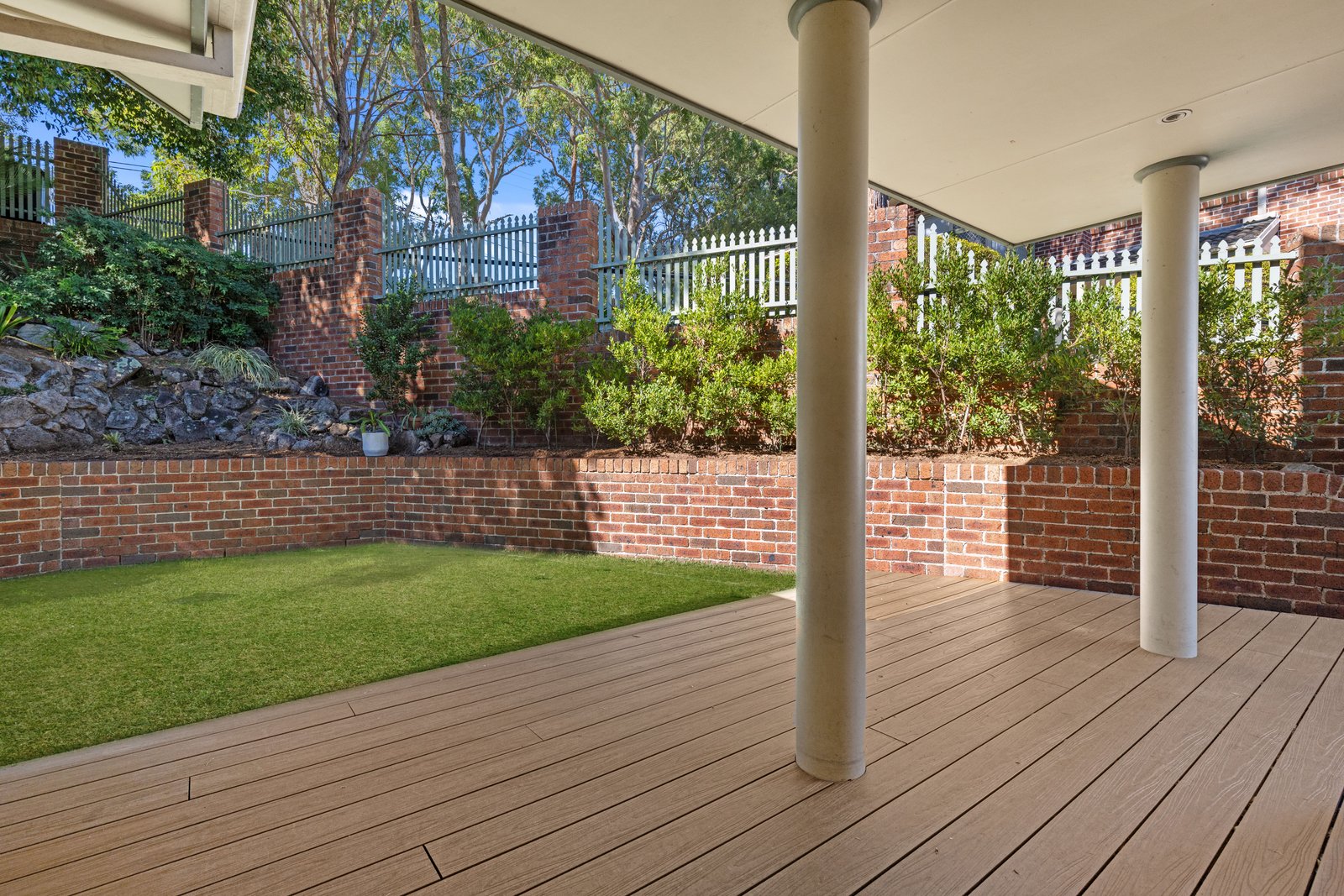 2/27 Belmore Road PEAKHURST 9