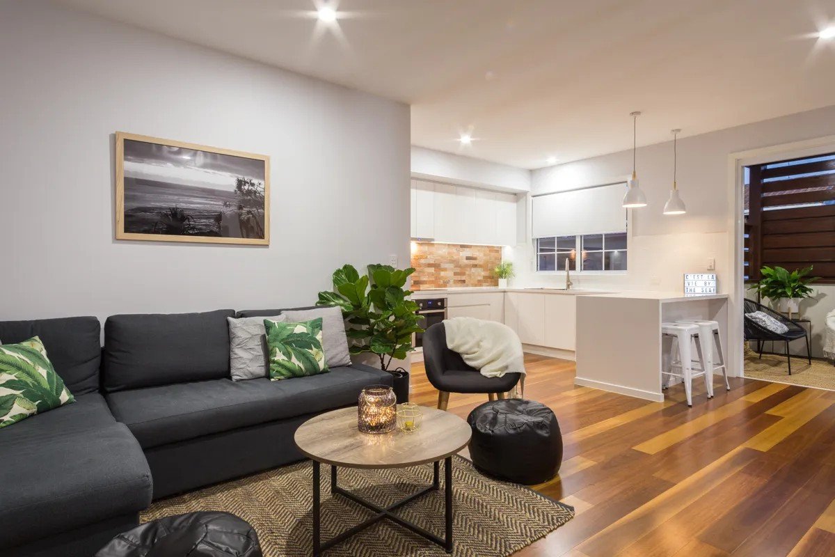 2/27 Burleigh Street Burleigh Heads 3