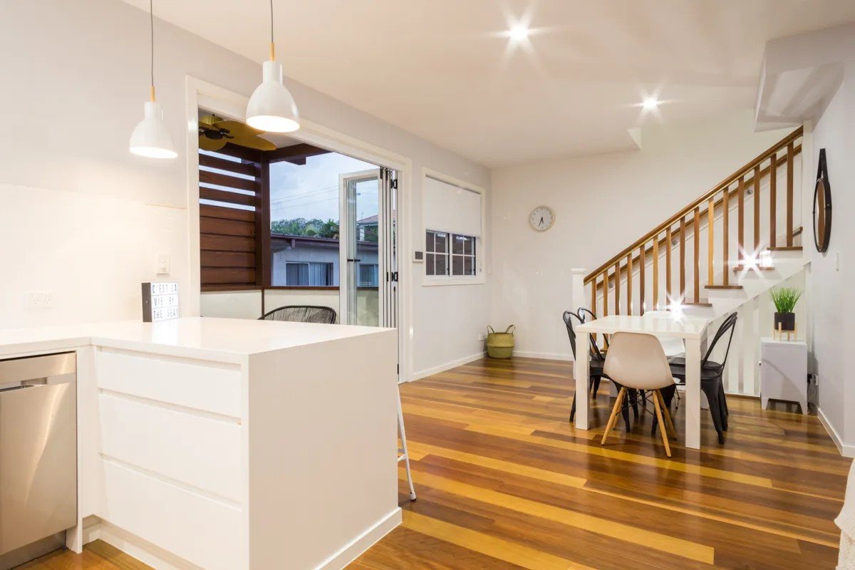 2/27 Burleigh Street Burleigh Heads 4