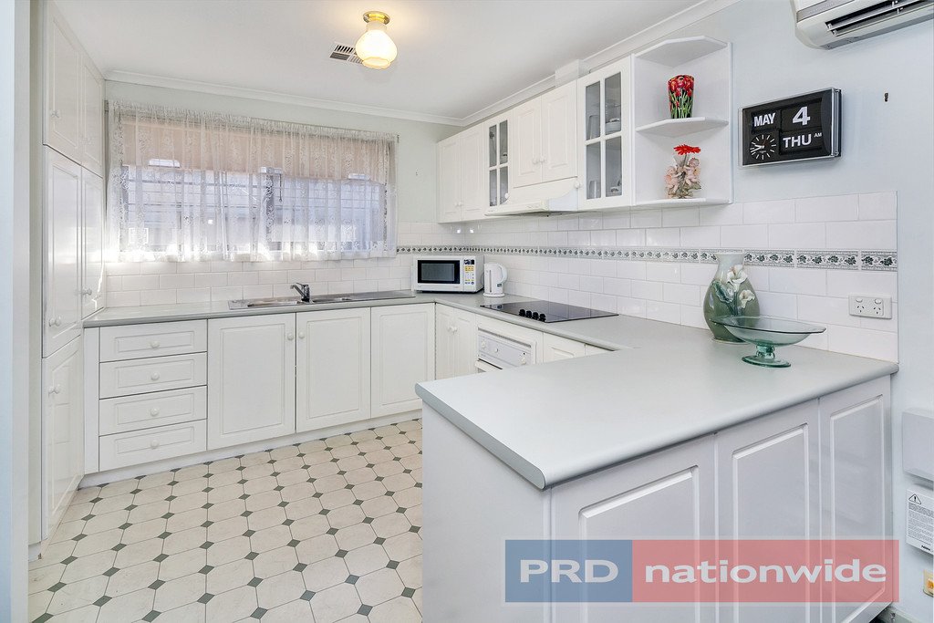 2/27 Clunes Road CRESWICK 3