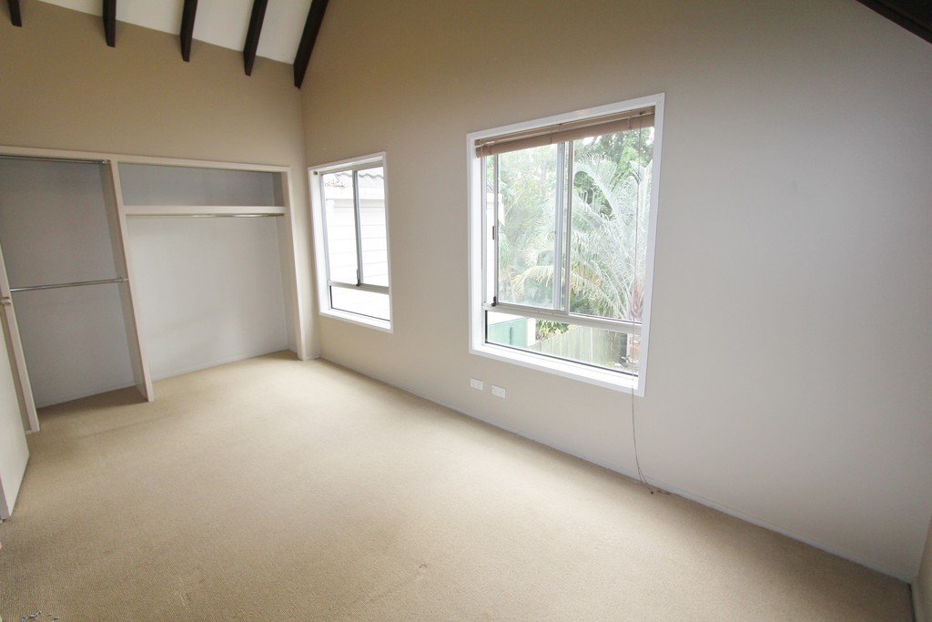 2/27 Corunna Crescent ASHMORE 7