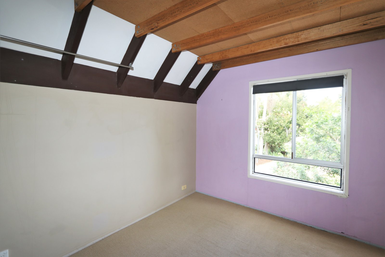 2/27 Corunna Crescent ASHMORE 11