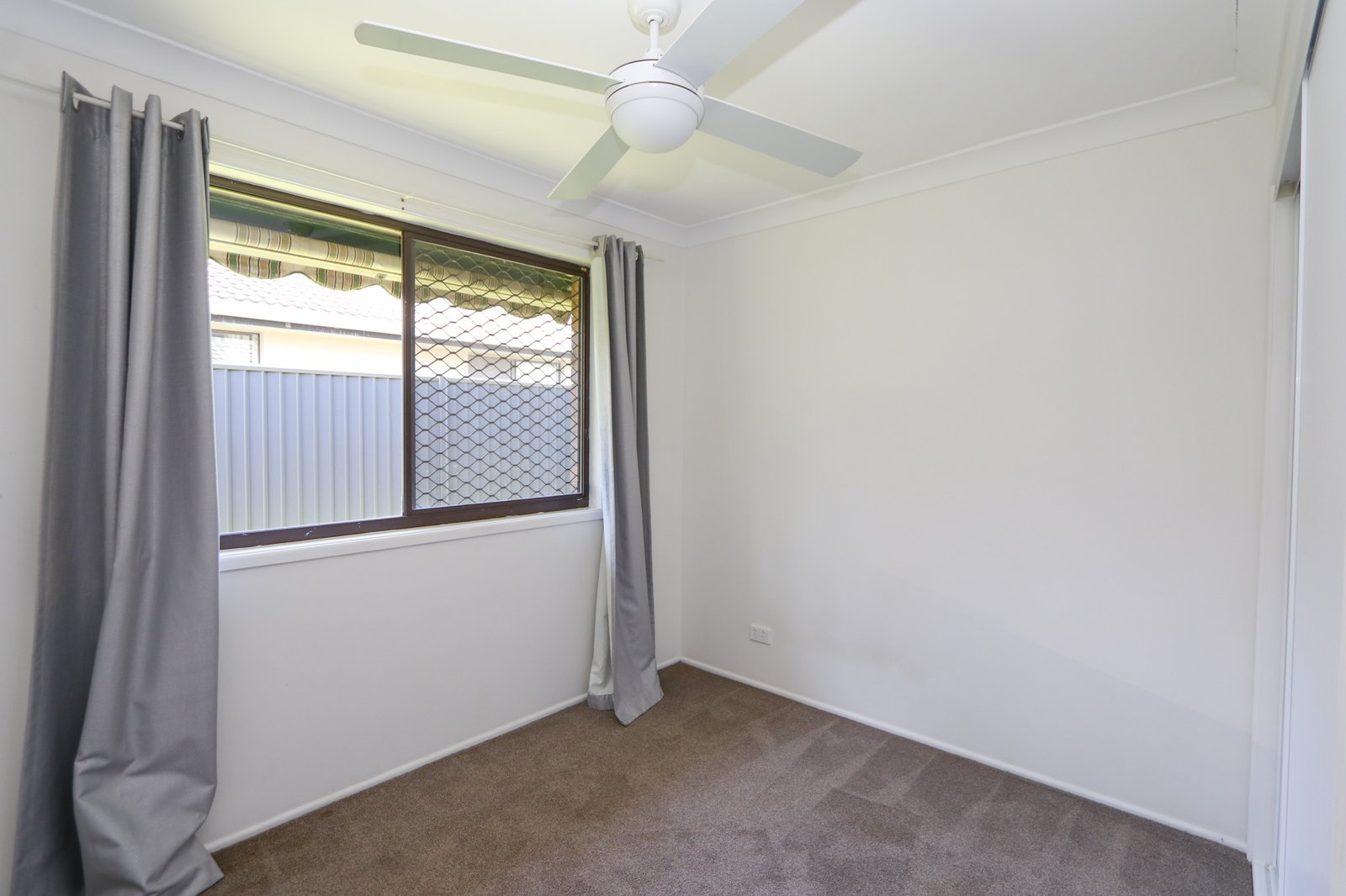 227 Cotlew Street ASHMORE 7