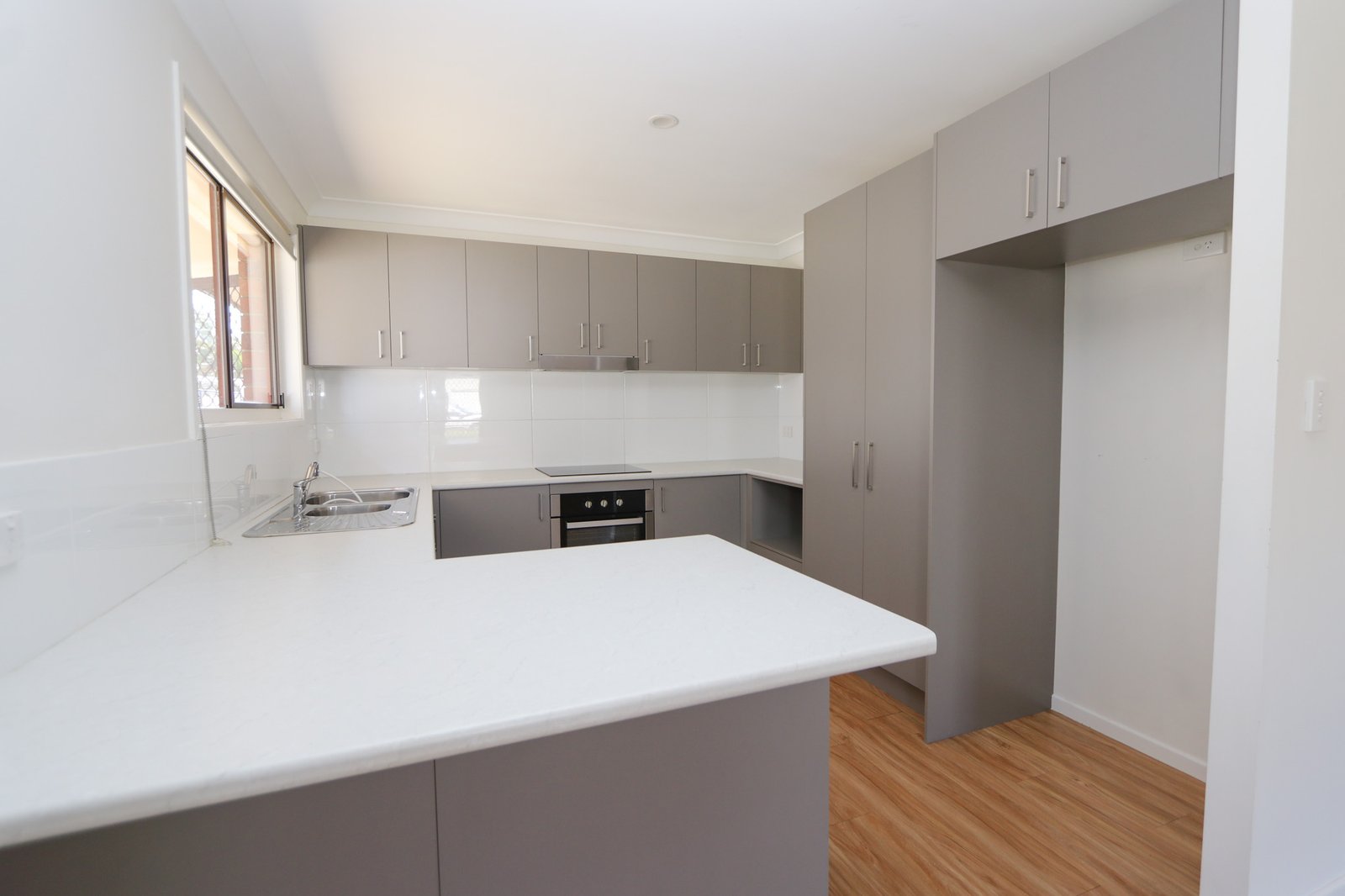 227 Cotlew Street ASHMORE 4