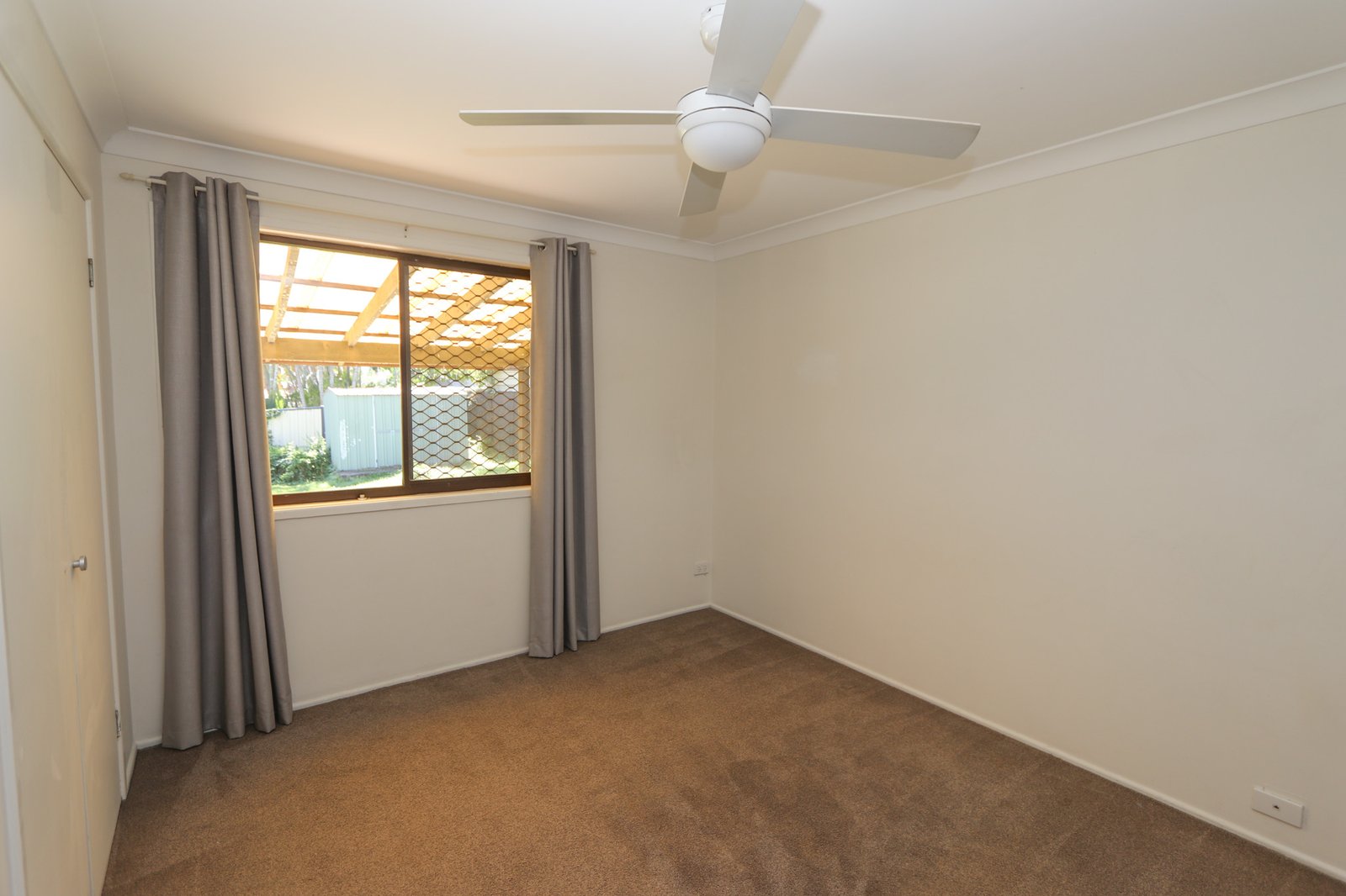 227 Cotlew Street ASHMORE 8