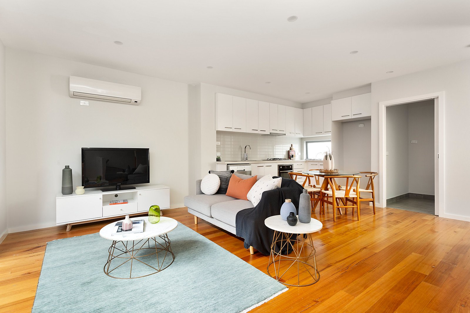 2/27 Dudley Street, Essendon North VIC 3041