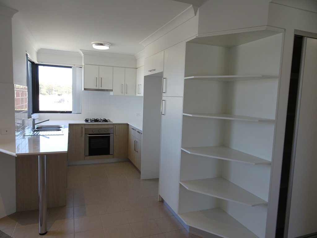 22/7 Durnin Ave  BEELIAR 3