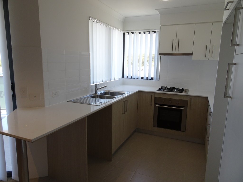 22/7 Durnin Ave  BEELIAR 4