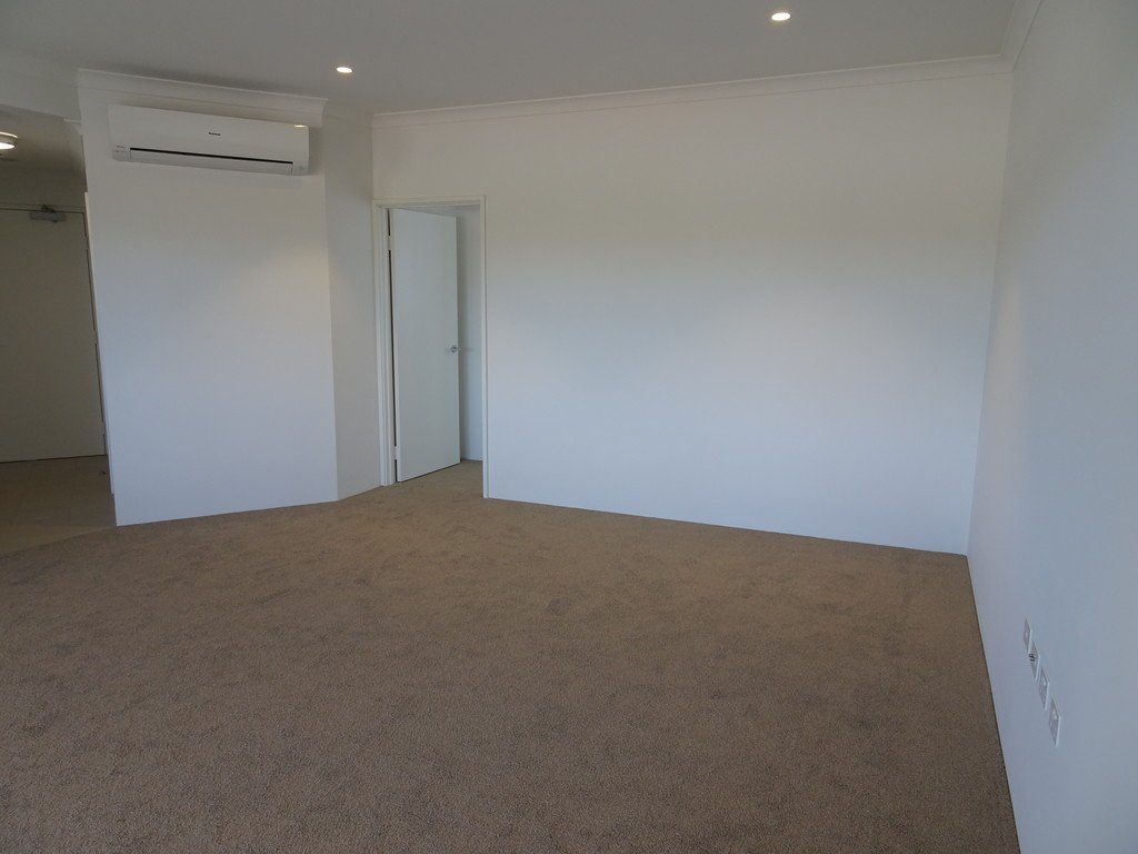 22/7 Durnin Ave  BEELIAR 6