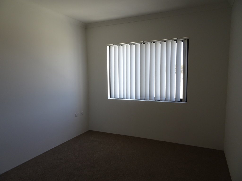 22/7 Durnin Ave  BEELIAR 7