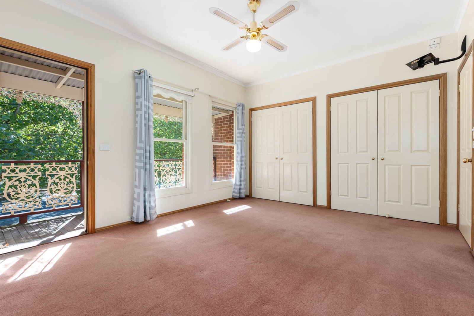Gallery: 227 Errard Street
