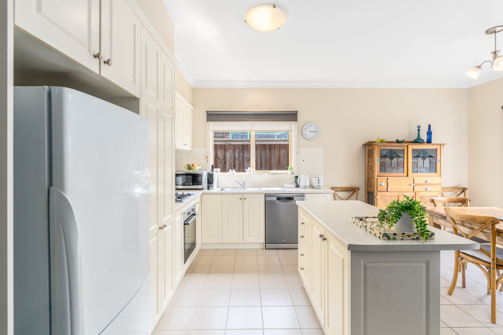 Gallery: 2/27 Eton Road