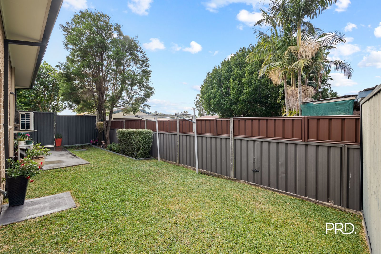 2/27 Eton Road CAMBRIDGE PARK 13