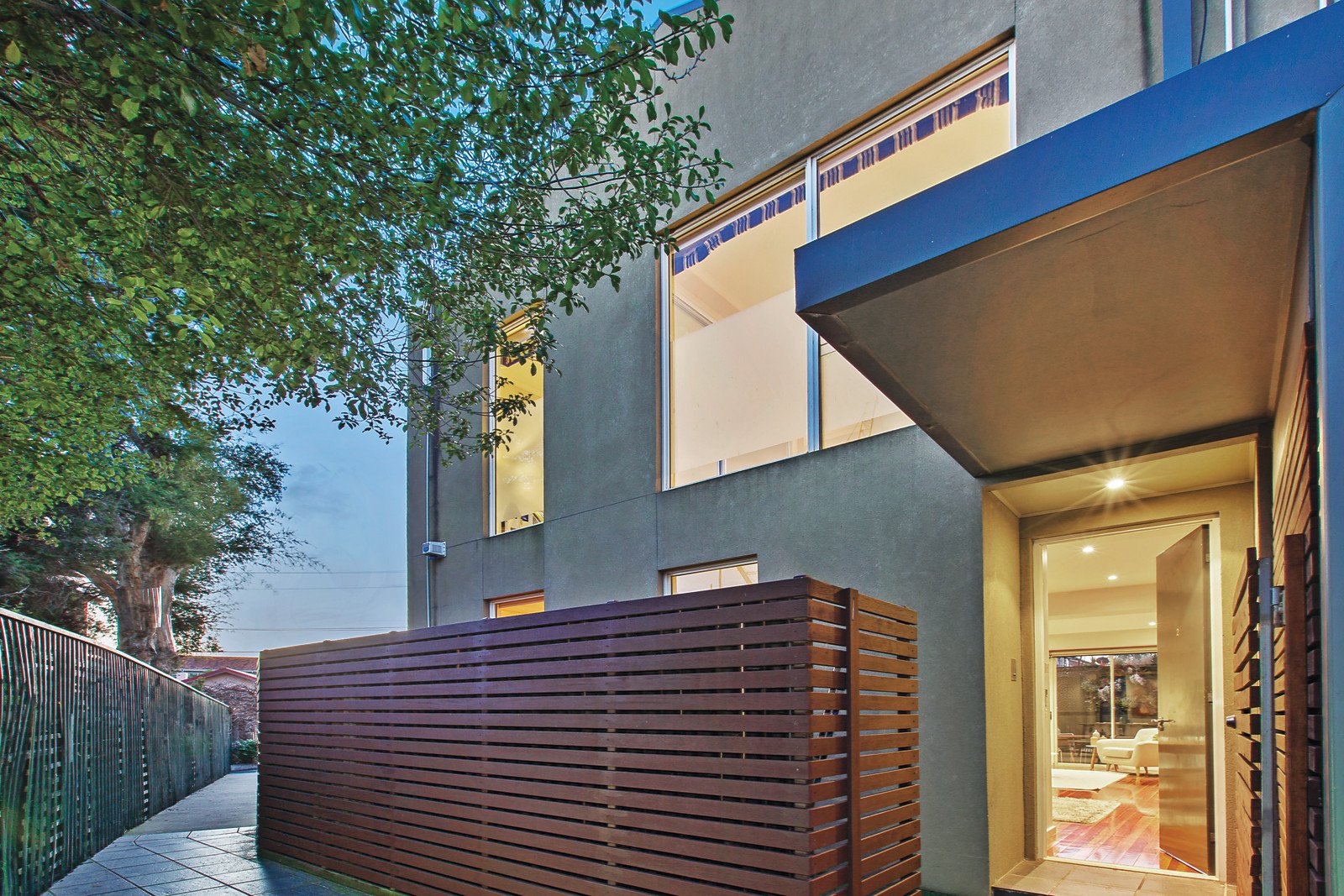 2/27 Foam Street, Elwood, VIC