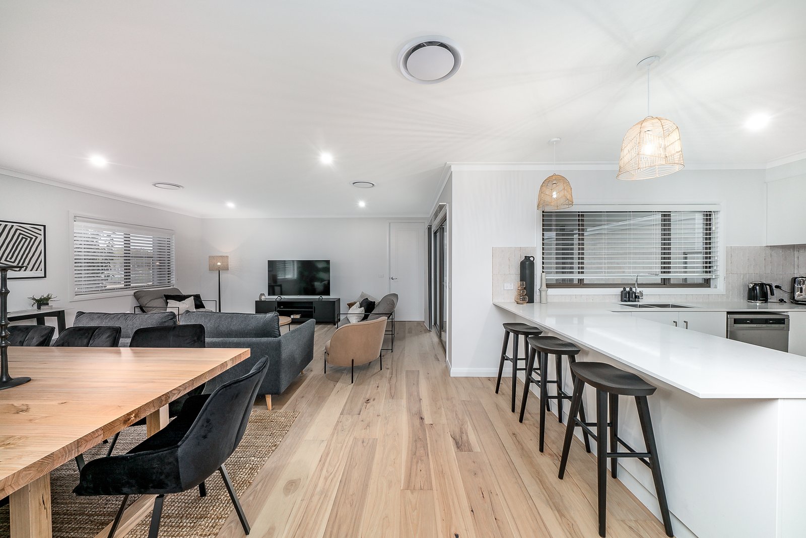 227 Gurwood Street WAGGA WAGGA 7