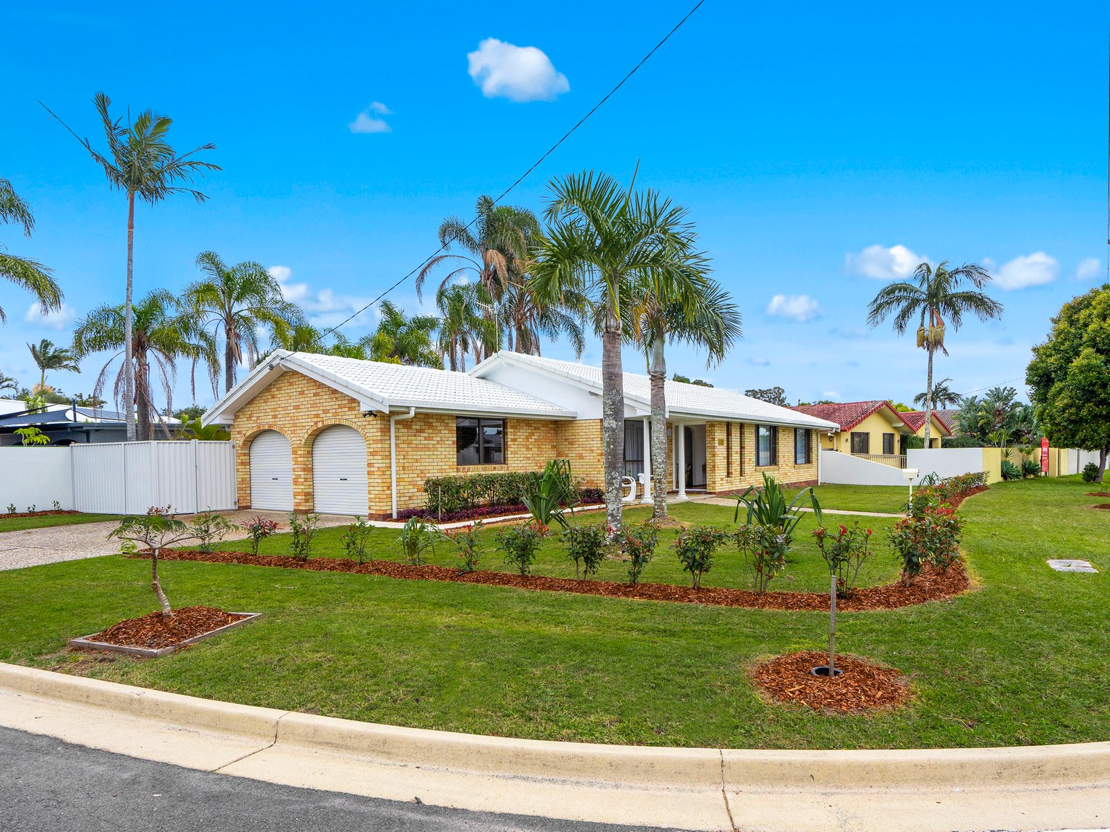 227 Mallawa Drive PALM BEACH 2