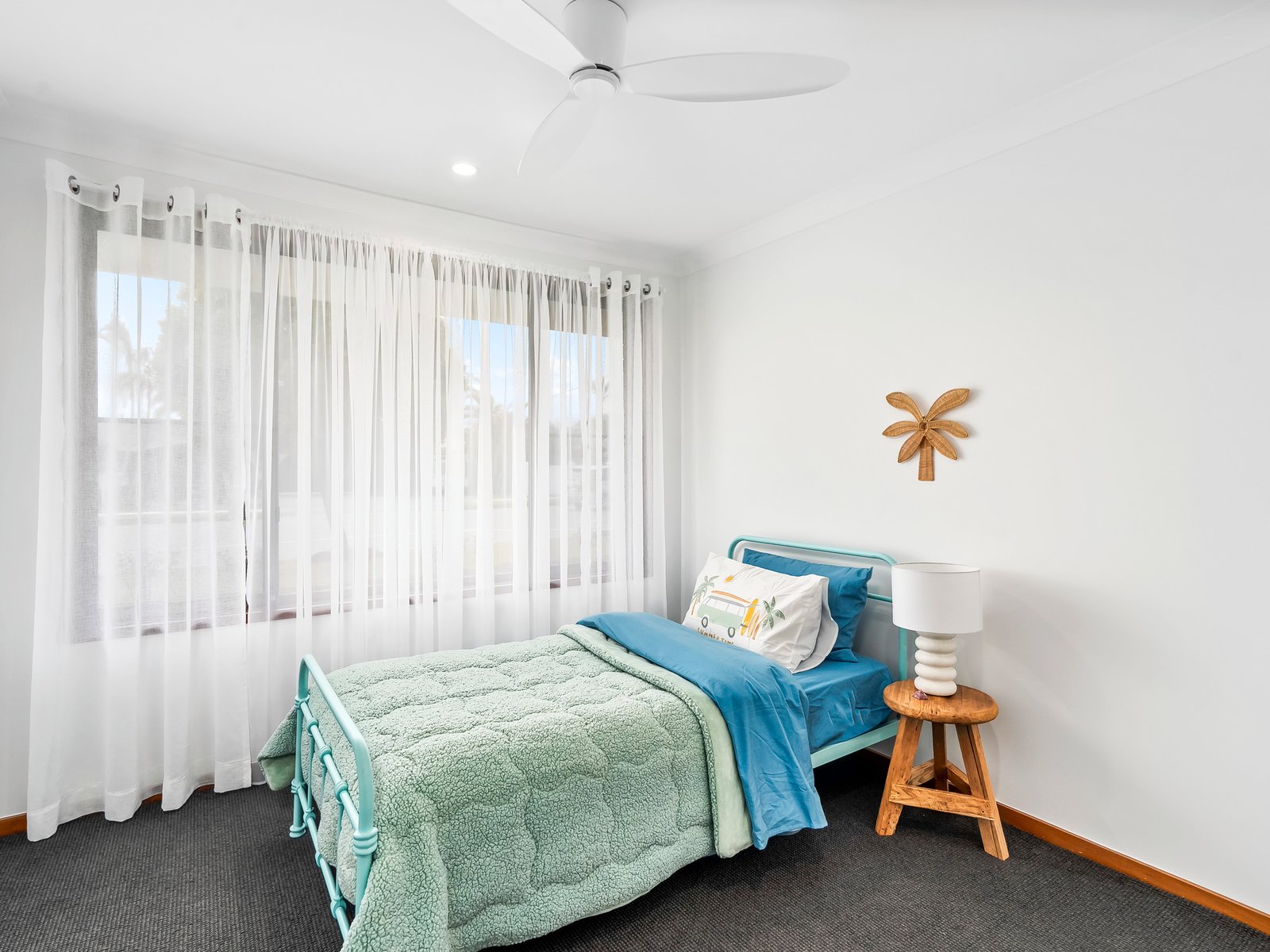 227 Mallawa Drive PALM BEACH 11