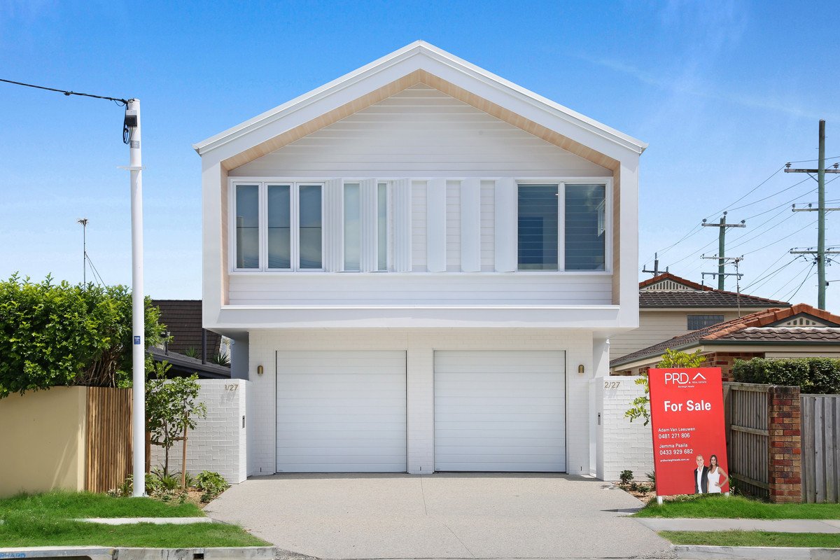 2/27 Miami Shore Parade Miami 1