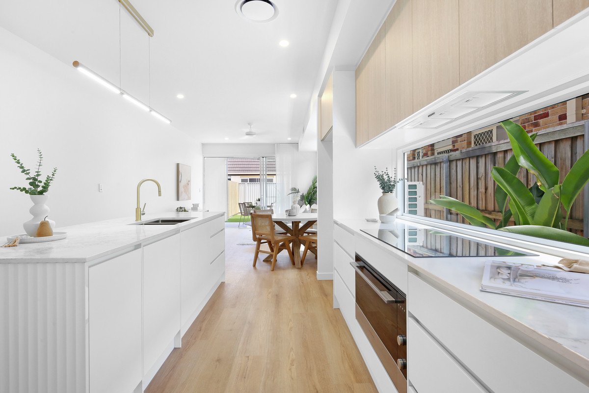 2/27 Miami Shore Parade Miami 5