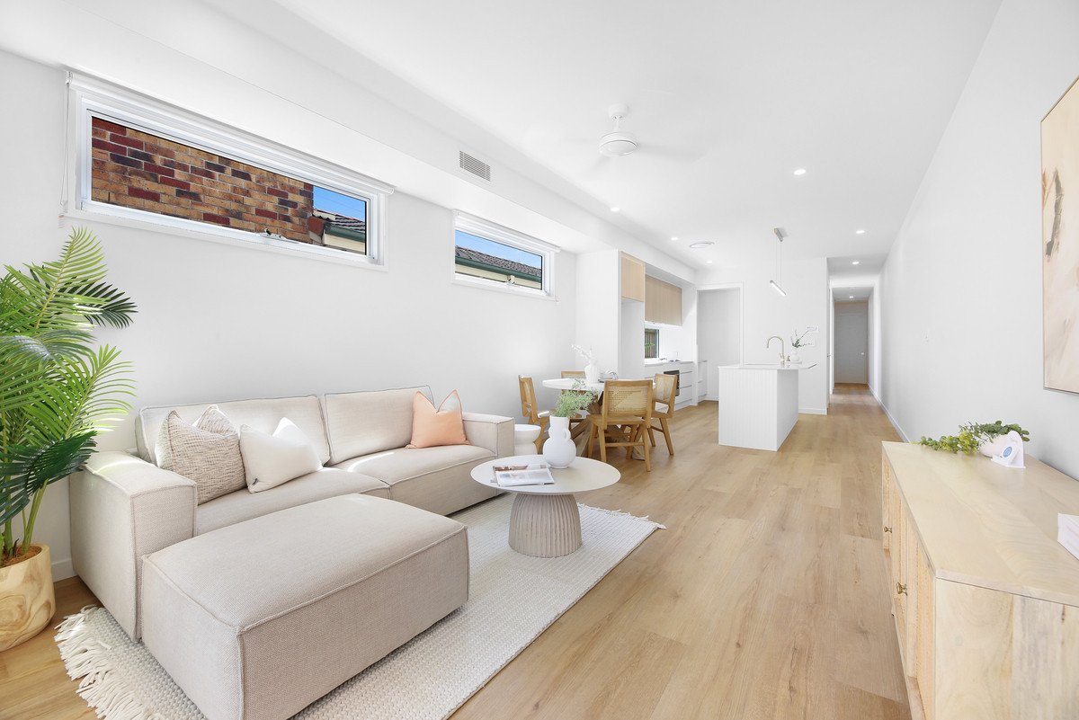 2/27 Miami Shore Parade Miami 10