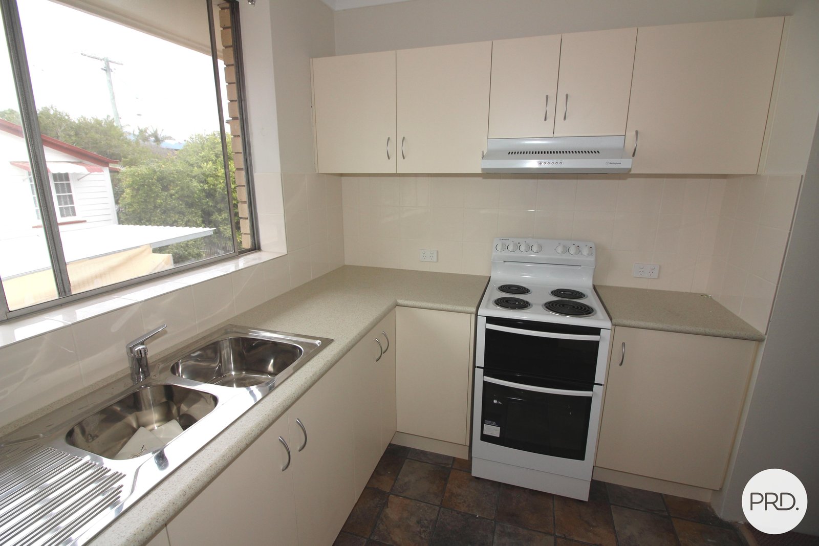 2/27 Seabrook Street KEDRON 2