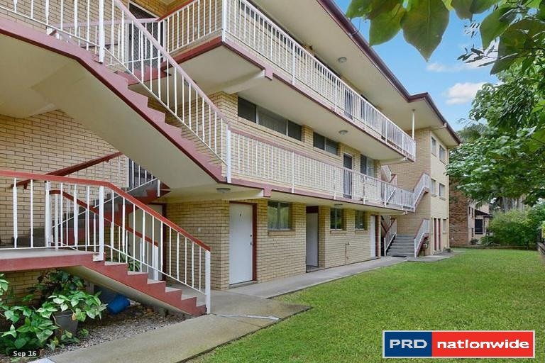 2/27 Stuckey Road CLAYFIELD 2