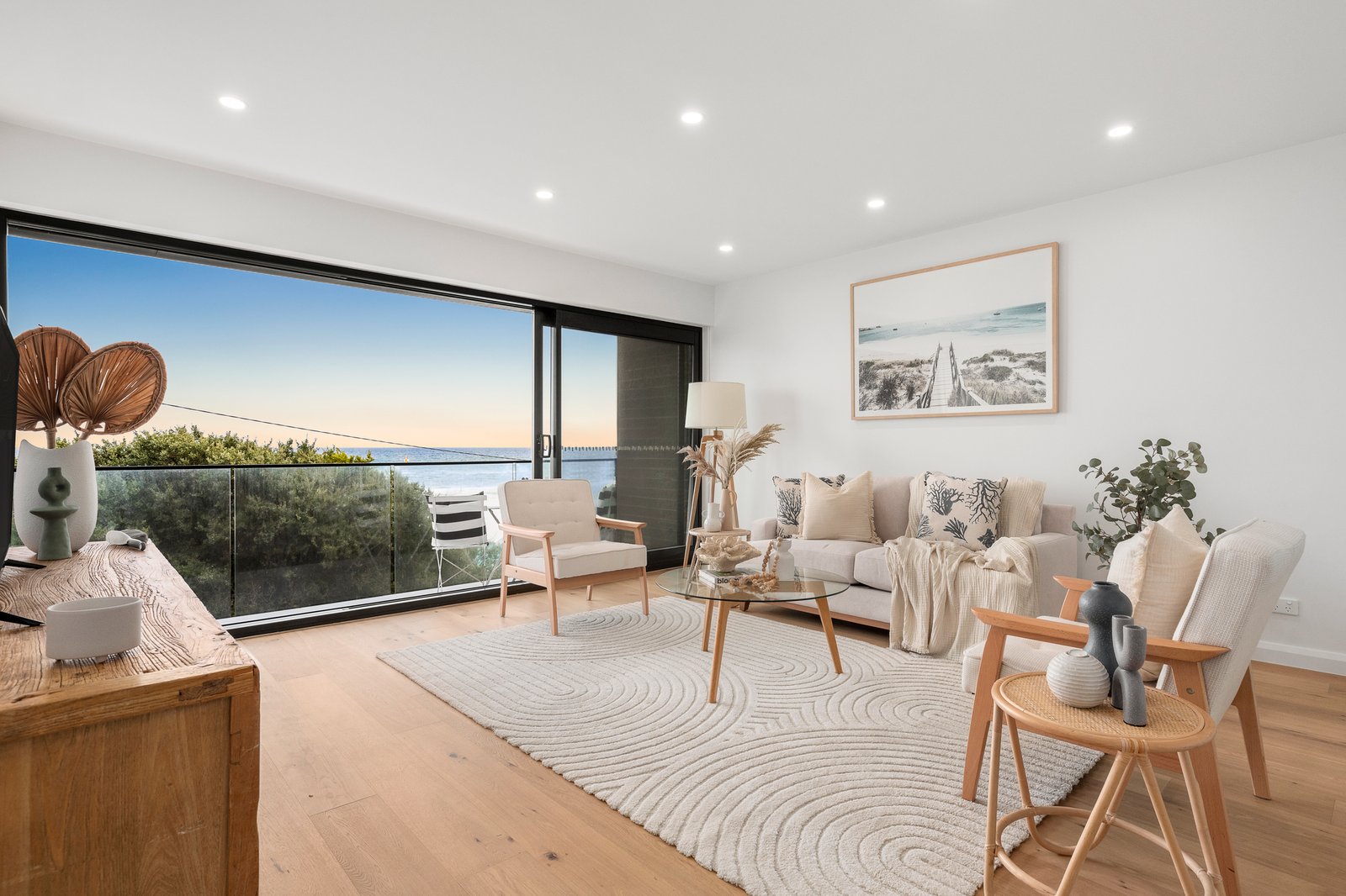 Gallery: 2/27 Swansea Road