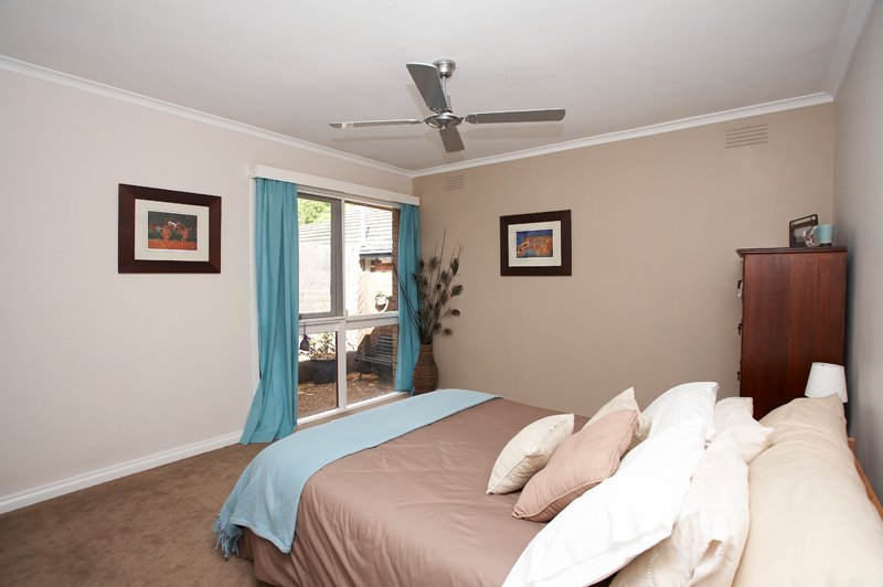 Real Estate and Property in 2/27 Thomas Street, Camberwell, VIC