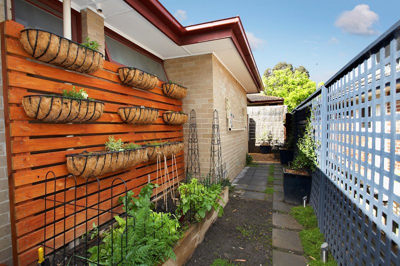 Real Estate and Property in 2/27 Thomas Street, Camberwell, VIC