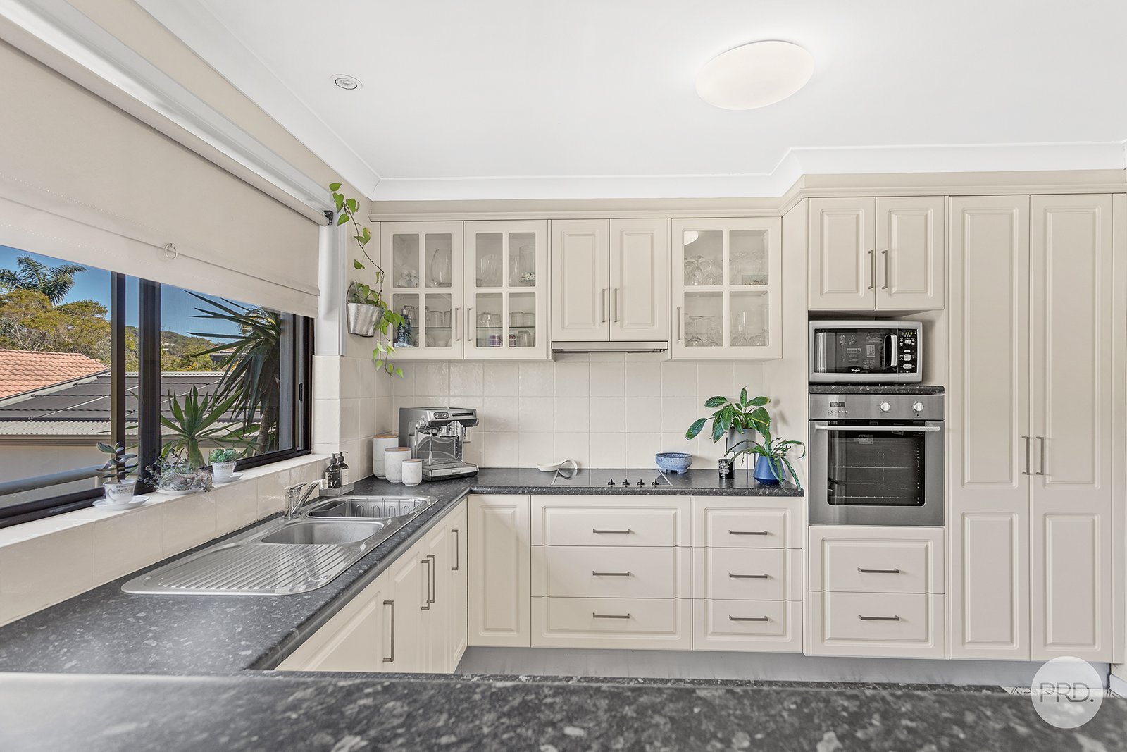 2/27 Thurlow Avenue NELSON BAY 6