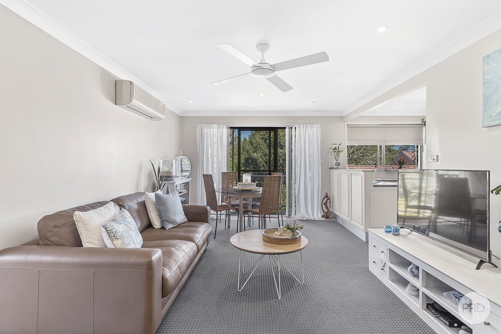 2/27 Thurlow Avenue NELSON BAY 9