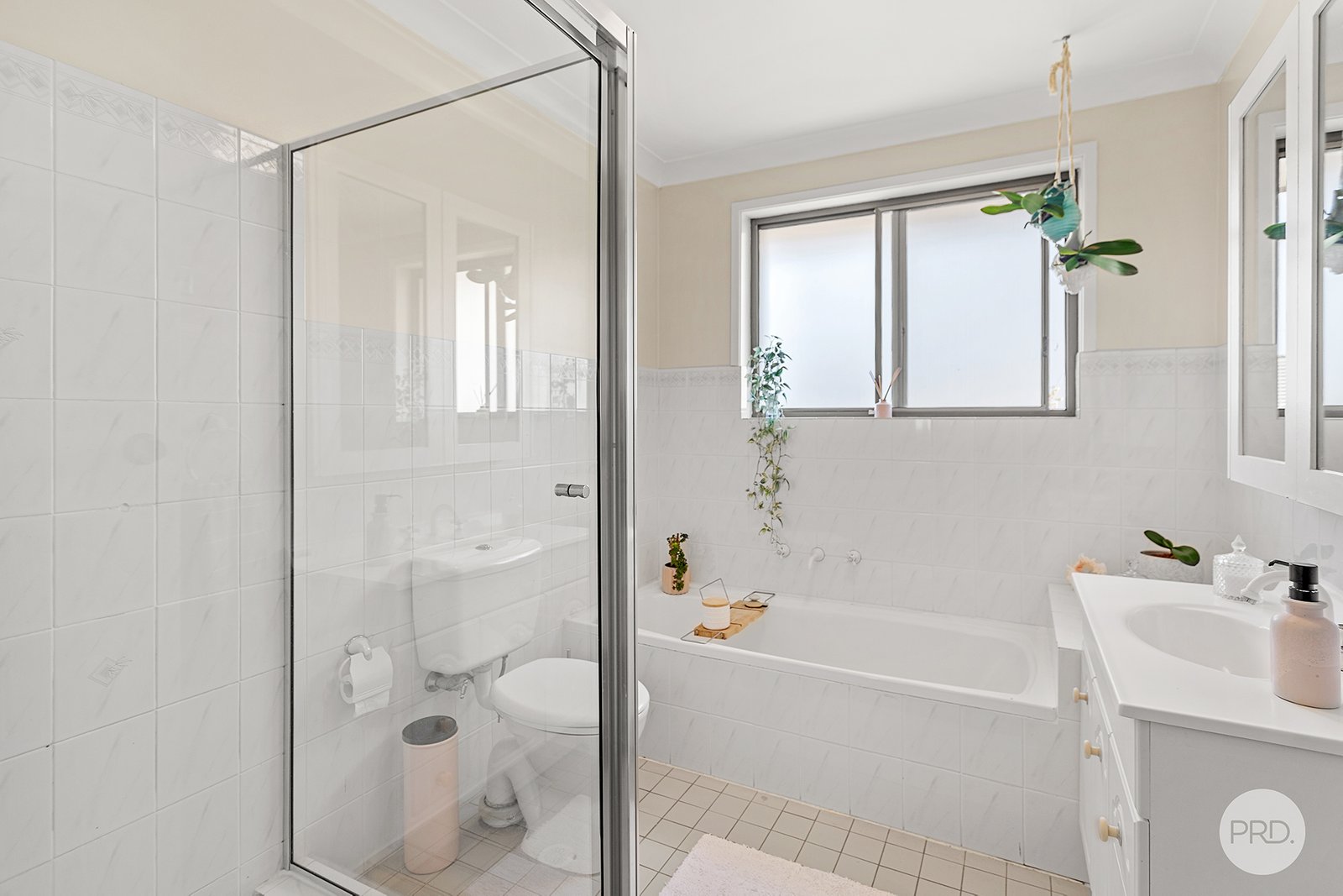 2/27 Thurlow Avenue NELSON BAY 13