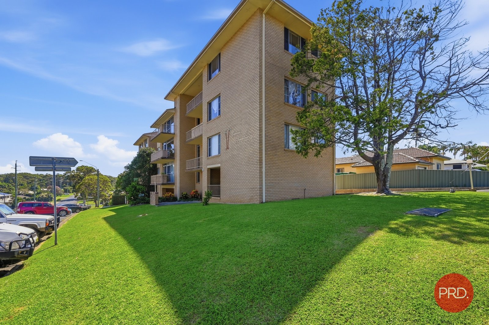 2/27 Victoria Street COFFS HARBOUR 9