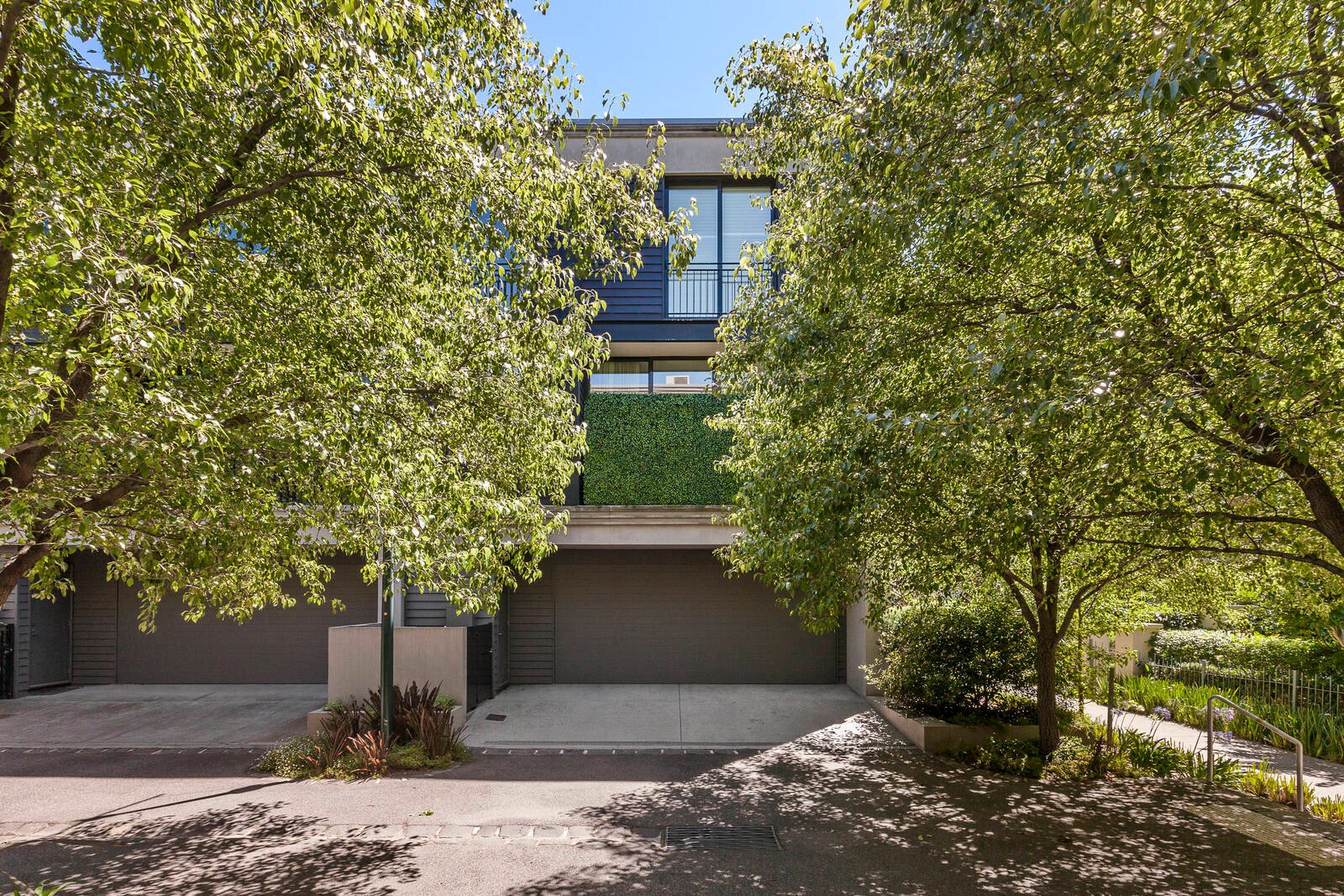 Real Estate and Property in 227 Wellington Parade South, East Melbourne, VIC