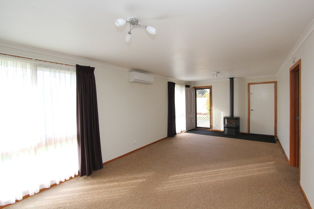 227 Winter Street DELACOMBE 2