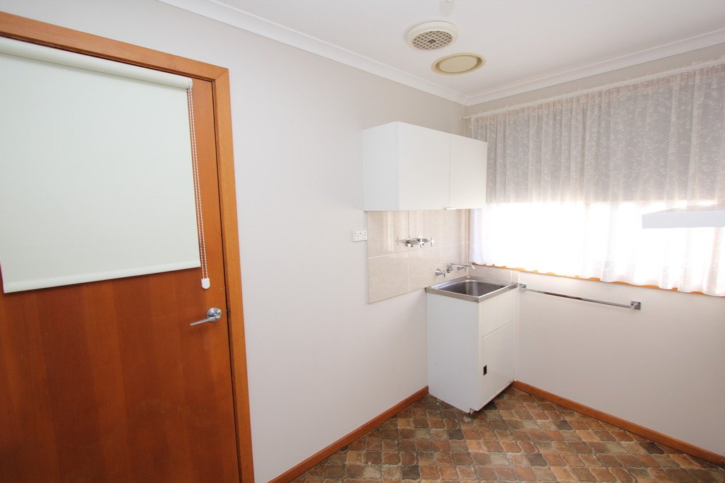 227 Winter Street DELACOMBE 8